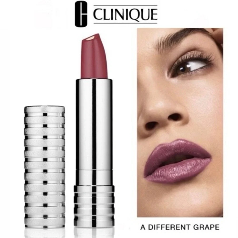 Clinique Different Lipstick A Different Grape NEW .14oz 4g